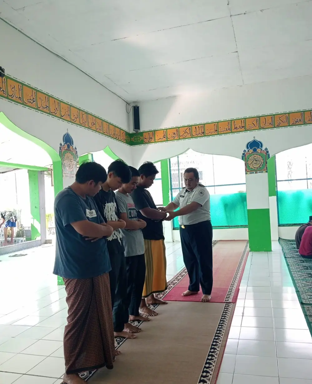 Pembinaan Kerohanian Rutan Manna, WBP Belajar Shalat dan Mengaji