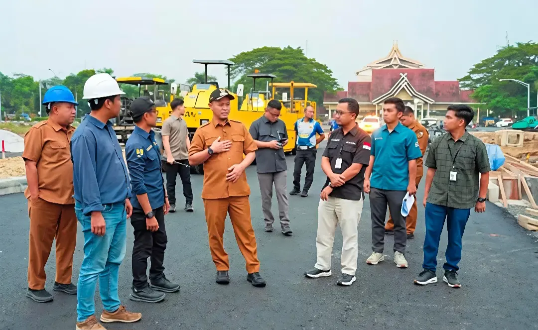 Pemko Pekanbaru Tuntaskan Perbaikan 40 Km Jalan, Target 60 Km hingga Akhir Tahun