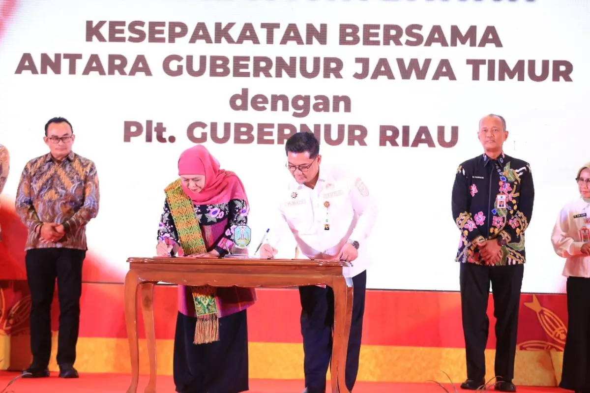 Pemprov Riau dan Jawa Timur Teken 11 Kerja Sama Strategis, Salah Satunya Bidang Perindustrian dan Perikanan