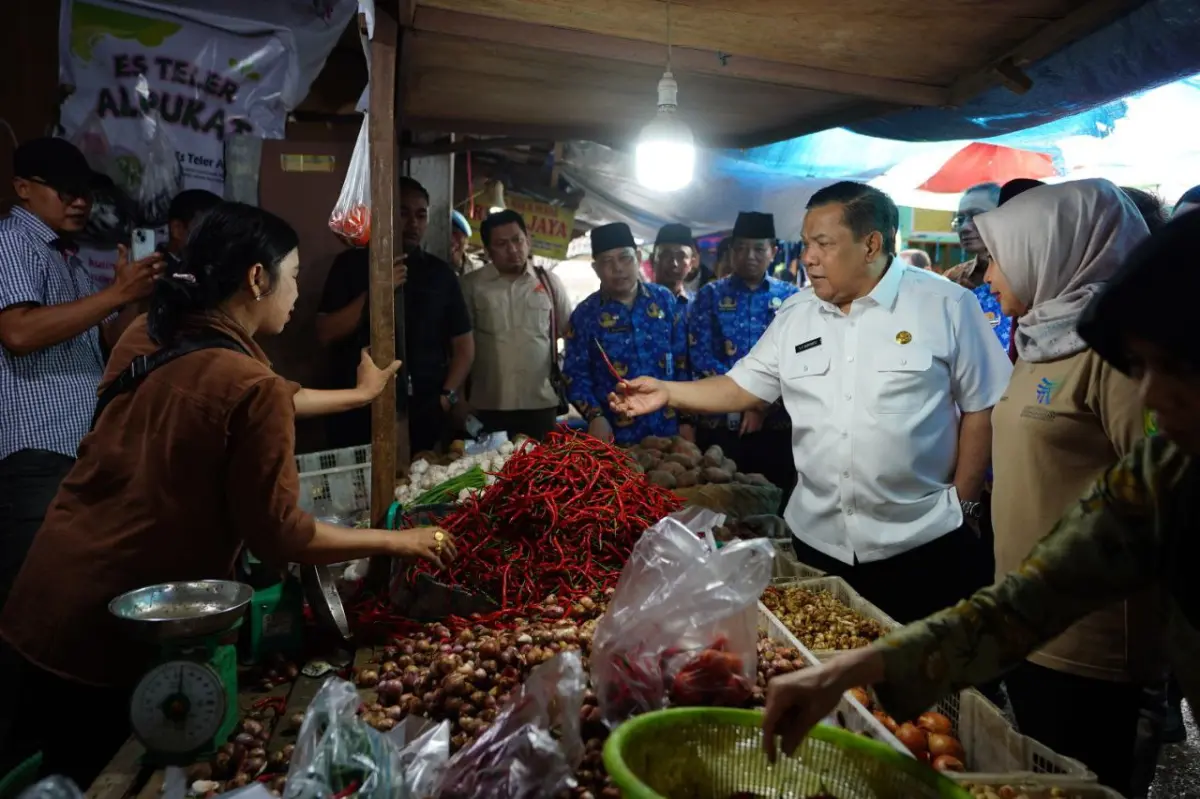 Pemprov Riau Terus Lakukan Operasi Pasar Murah, Plt Gubri: Kita Upayakan Sesuai Kemampuan