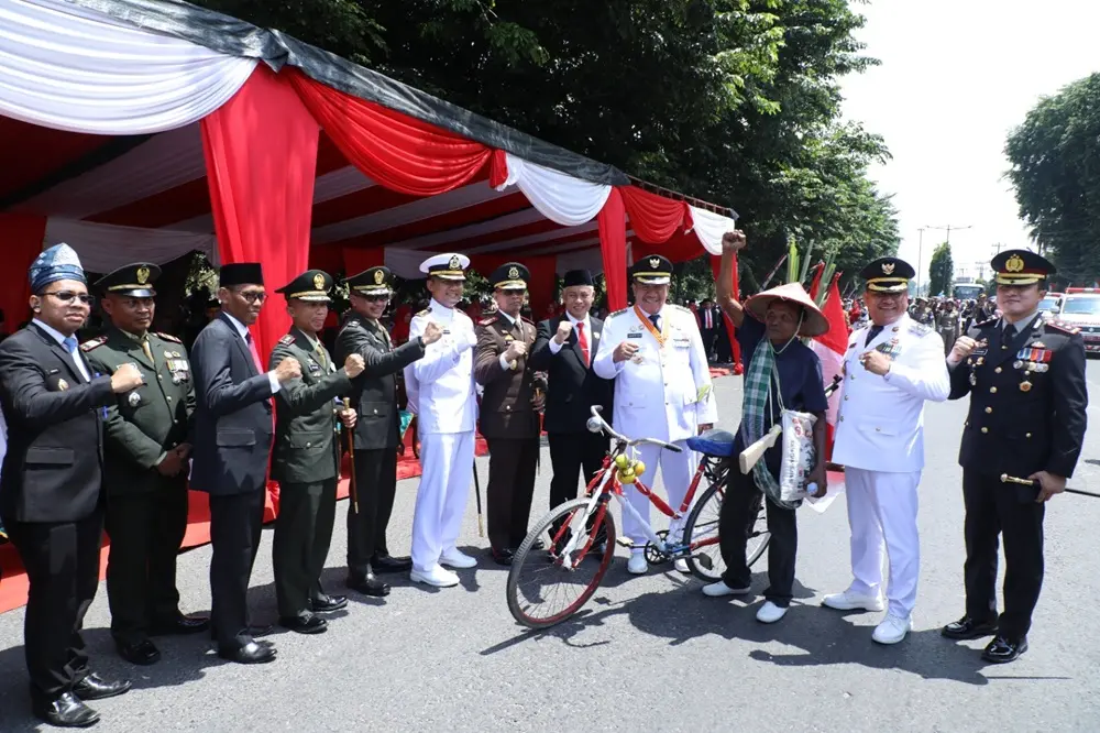 Pimpin Upacara HUT ke-81 RI di Kisaran, Bupati Asahan Ajak Warga Kirim Doa untuk Korban Gempa NTT