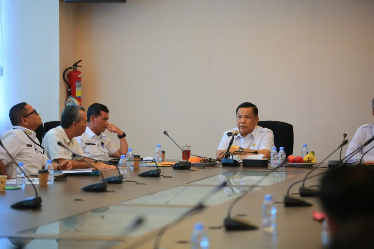 Plt Gubri Instruksikan Kadis PUPR dan Kepala UPT Sering Turun Awasi Infrastruktur di Lapangan