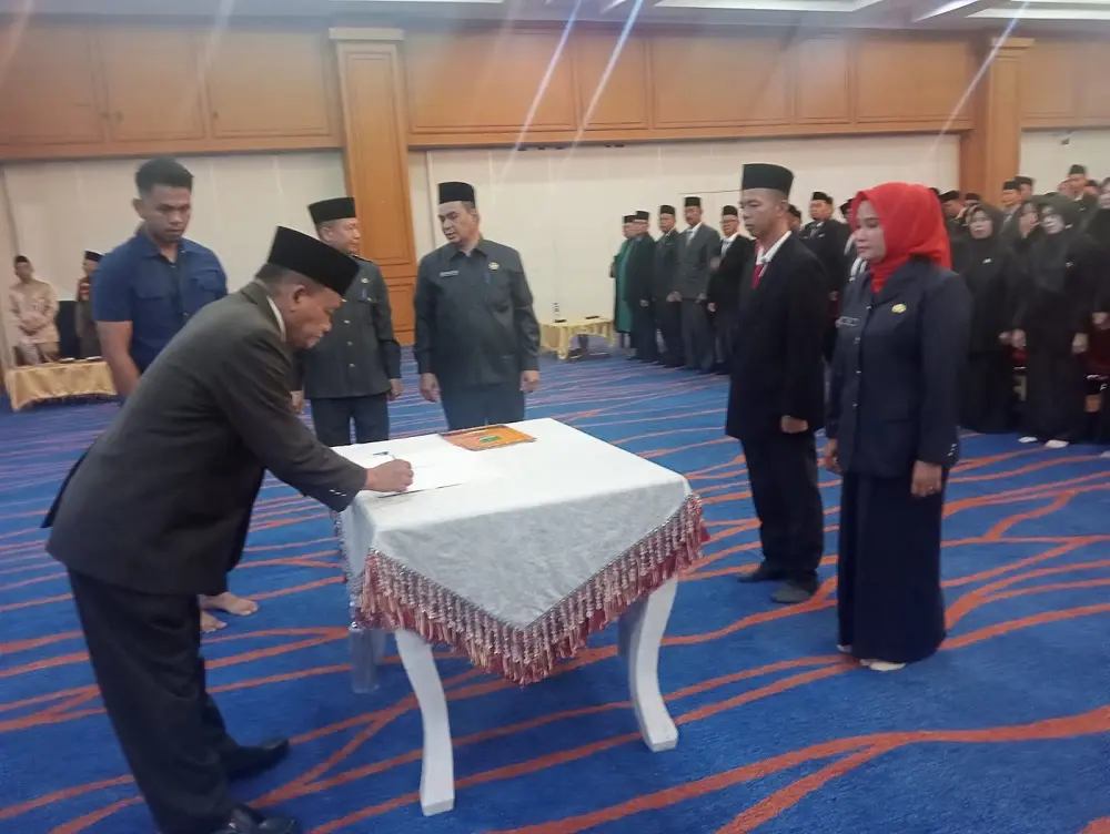 Plt Sekda Rokan Hulu Yusmar Lantik 204 Pejabat Fungsional