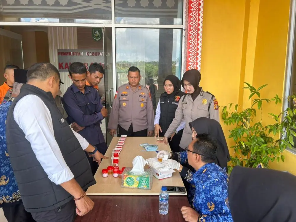 Puluhan PNS dan PPPK Kecamatan Rupat Dites Urine, Hasilnya Mengejutkan