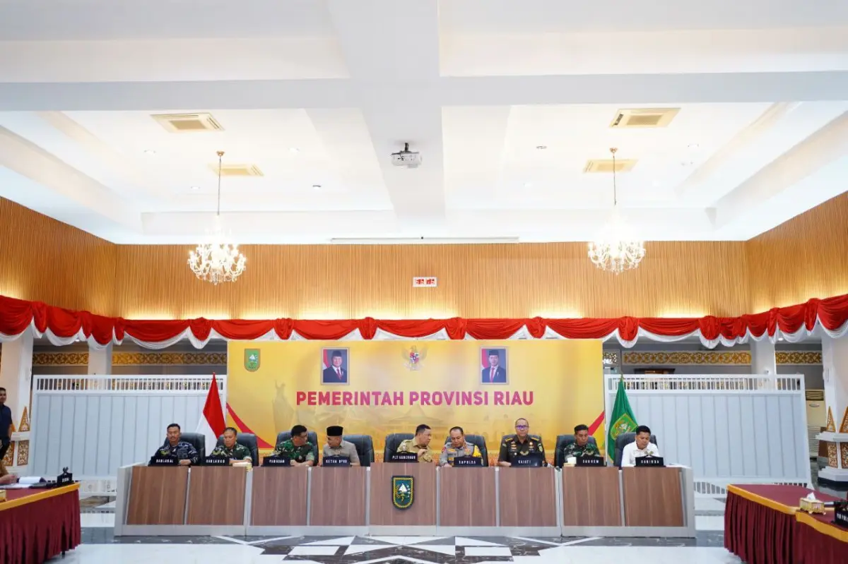 Rakor Forkopimda, Sekda Riau Minta Selama Lebaran BBM dan Listrik Harus Aman Tanpa Pemadaman