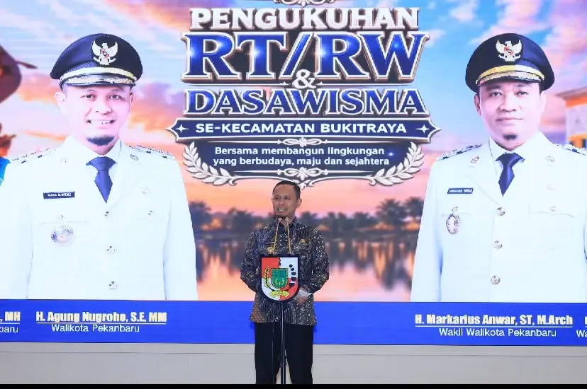Ribuan RT/ RW dan Dasa Wisma Dilantik, Wali Kota Pekanbaru: Tak Ada Lagi Plt, Semua Bisa Gerak Cepat!
