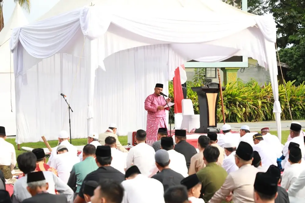 Salat Iduladha di Lapangan Tugu, Wabup Siak: Pembangunan Karakter Lebih Utama dari Infrastruktur