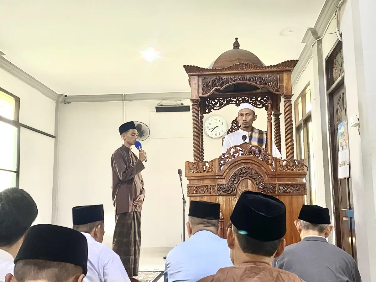 Salat Idulfitri di Masjid Darul Hikmah Berlangsung Khidmat dan Penuh Makna