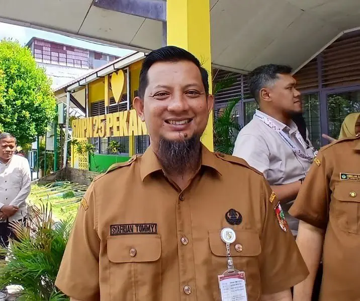 Tegas! Tak Ada Lagi Anak Putus Sekolah di Pekanbaru, Plt Kadisdik: Lapor ke Sekolah Terdekat