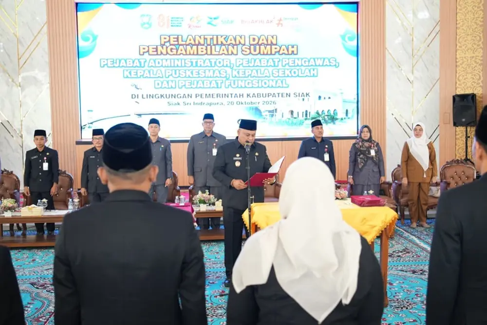 Wabup Siak Syamsurizal Lantik 90 Pejabat Administrator, Pengawas dan Fungsional