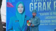 Wako Agung Beri Hadiah Umrah Dua Kader, Minta TP PKK Ikut Kawal SPMB