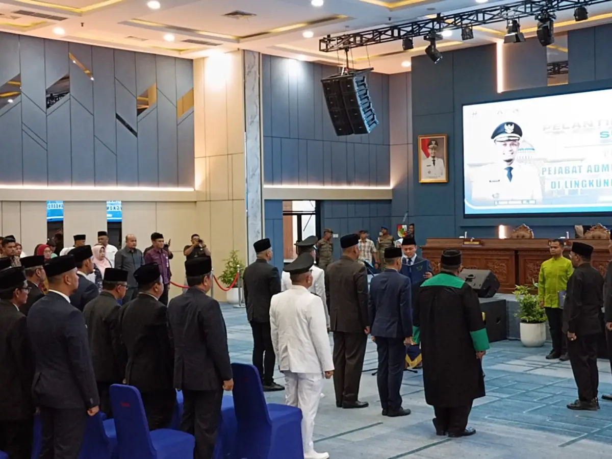 Wali Kota Pekanbaru Lantik 29 Pejabat, Desheriyanto Kasatpol PP dan Masykur Kepala Dishub