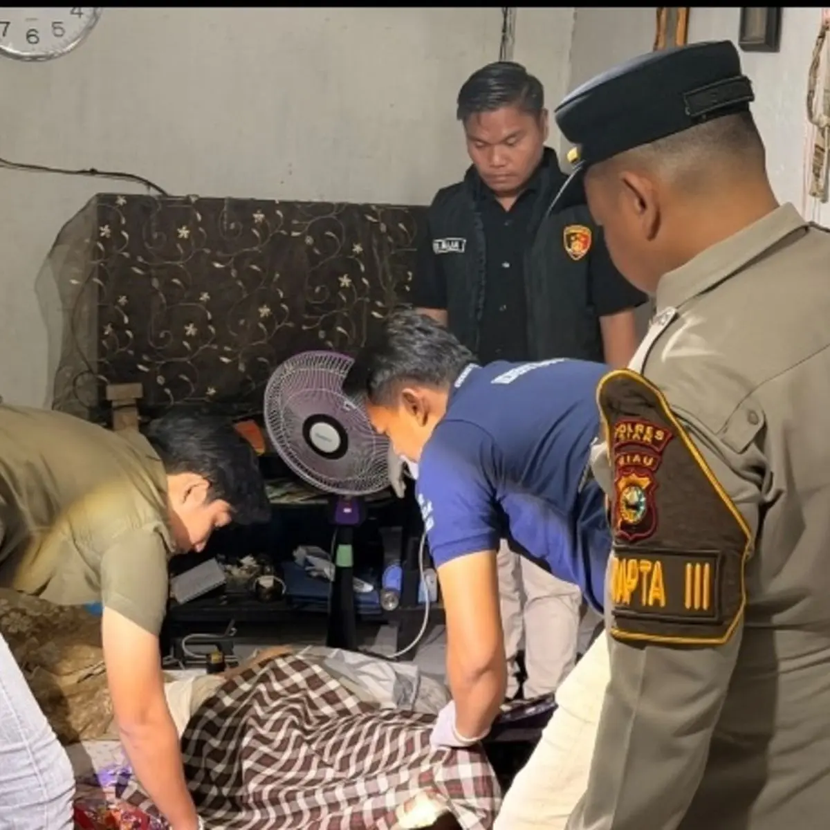 Warga Sungai Apit Siak Gempar, Oknum Polisi Brigadir WP Tega Bunuh Ibu Kandung