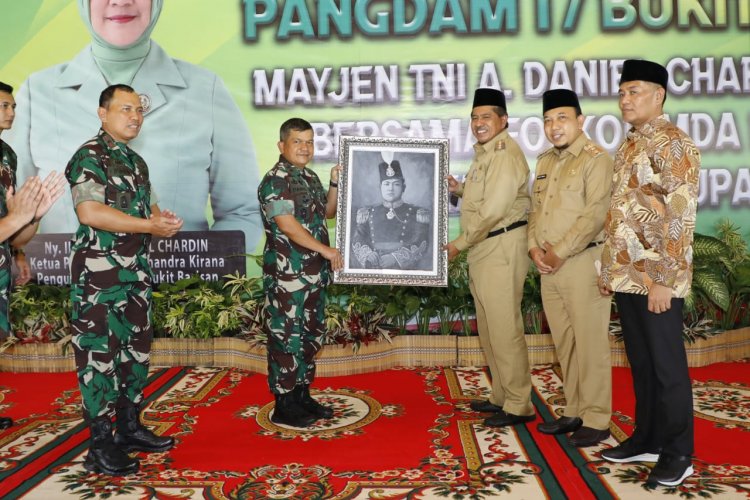 Bupati Siak Terima Kunjungan Pangdam I/BB Mayjen TNI Ahmad Daniel Chardin