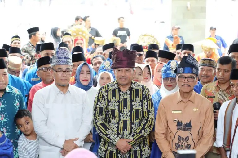Bupati Alfedri Harap Seluruh Paguyuban di Siak Bersinergi Dengan Pemda, Termasuk Gonjong Limo