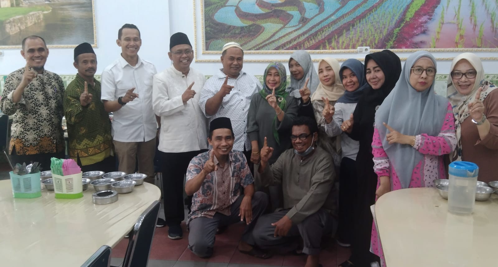 Jumat Berkah, Alumni SMANSA, Mas Mul dan Dhani, Berbagi Untuk Sesama