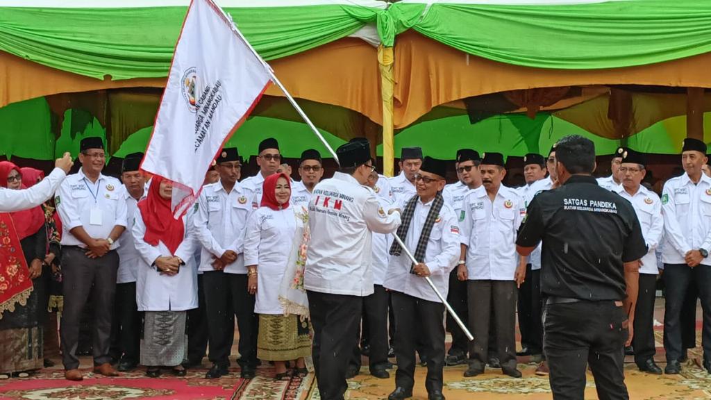 Dilantik Fadli Zon, Ketua dan Wakil Ketua DPC IKM Mandau Berterimakasih
