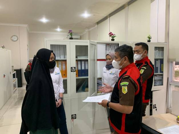 Tim Pidsus Kejati Riau Pelajari Dokumen Sitaan Proyek SKTT 150 Kv di PLN