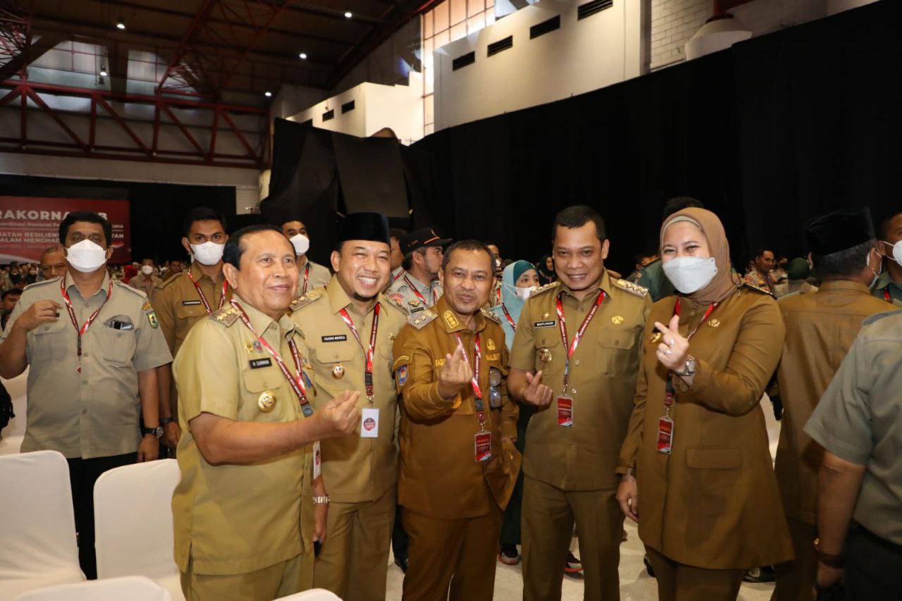 Bagus Santoso dan Kepala Daerah di Riau Lainnya ke Jakarta
