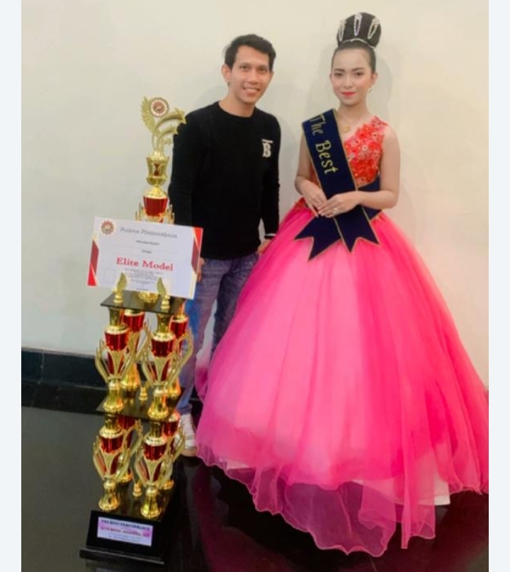 Dini Atifa Aisyah The Best Performance