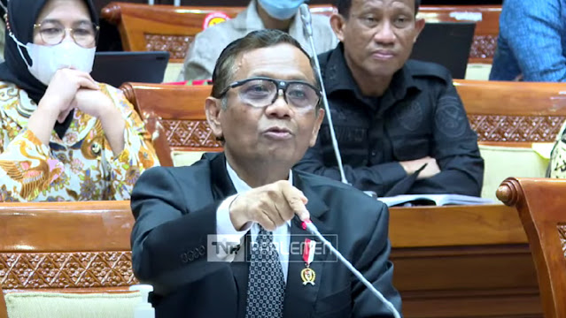 Tampil Memukau di Komisi III DPR RI, Mahfud MD Ngegas  Sebut Anggota DPR Marah-marah Ternyata Markus