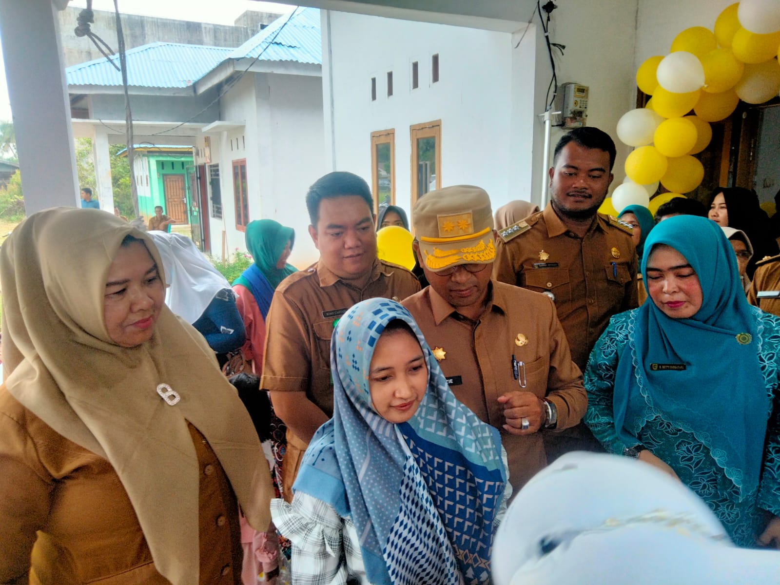 Sekda Rohil Buka Launching Crash Polio di Kepenghuluan Paret Aman