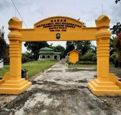 Disertai Rekom Gubri, Alfedri Serahkan Dokumen Usulan Tengku Buwang Asmara Jadi Pahlawan Nasional