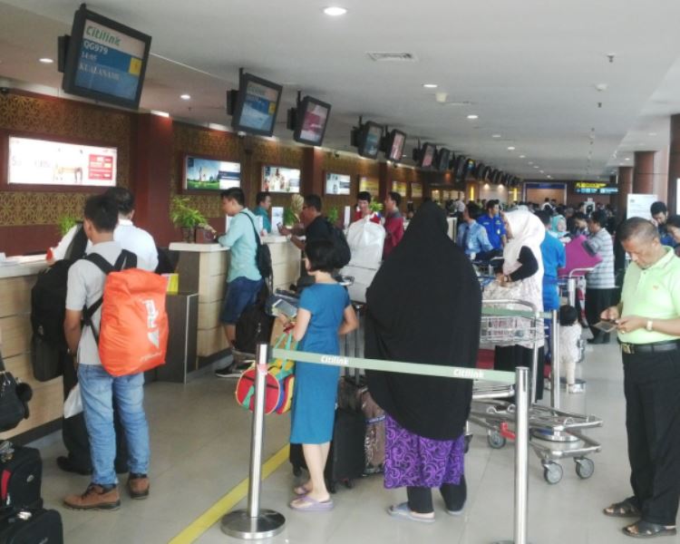 Diprediksi H-2 Lebaran, Puncak Arus Mudik di Bandara SSK II Pekanbaru