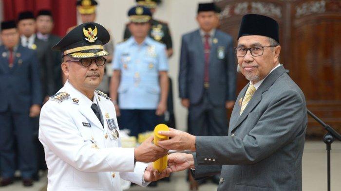 Gubernur Riau Lantik M Firdaus Sebagai Pj Bupati Kampar dan Muflihun Pj Walikota Pekanbaru