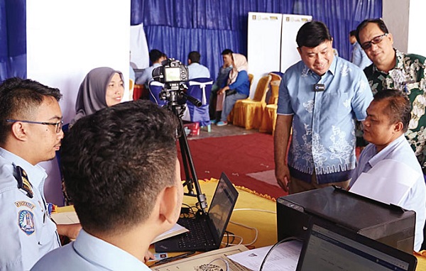 Ditjen Imigrasi Buka Layanan Eazy Passport di PT RAPP