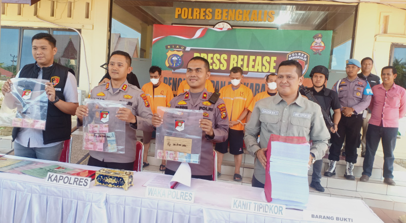 Rugikan Negara Rp 4,5 Milyar, Polres Bengkalis Tetapkan 4 Tersangka Dugaan Korupsi KPU