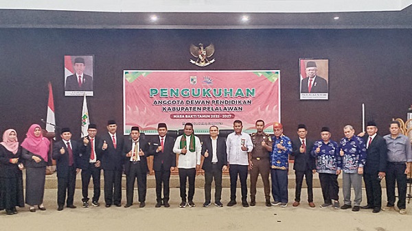 Dikukuhkan Bupati H. Zukri, Ini Nama-nama Dewan Pendidikan Pelalawan