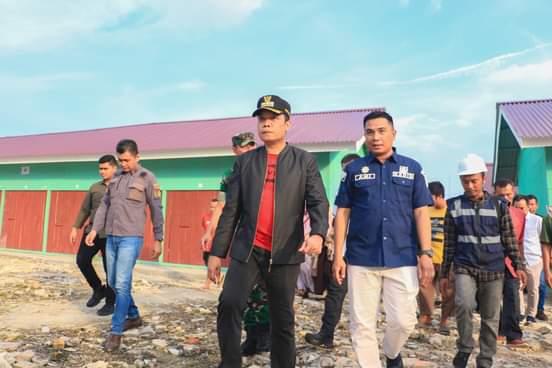 PLN Tolak Pasang Meteran Listrik di Kios Pasar Cik Puan