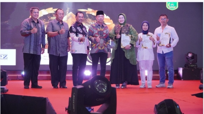 Agung dan Nita Bujang Dara Rohil, Bupati Ucapkan Selamat