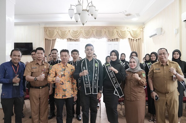 Bupati Rohil Ramah Tamah dengan Finalis Bujang Dara
