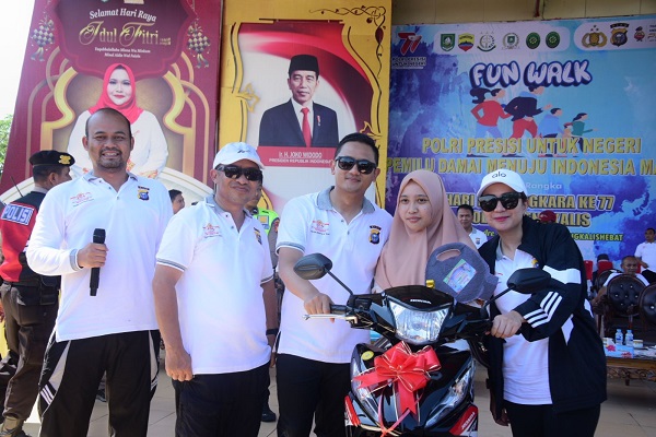 HUT ke-77 Bhayangkara: Kapolres, Wabup dan Ribuan Masyarakat Bengkalis Ikut Jalan Santai