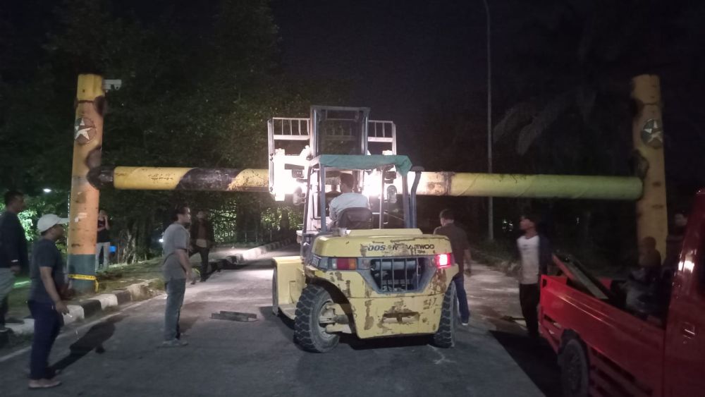 Jembatan Sudah Uzur, Dinas PUPR Riau Gerak Cepat Perbaiki Portal Jembatan Siak I