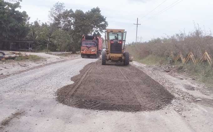 PUPR Riau Perbaiki Jalan Kampar-Kuansing dan Penangkal Longsor