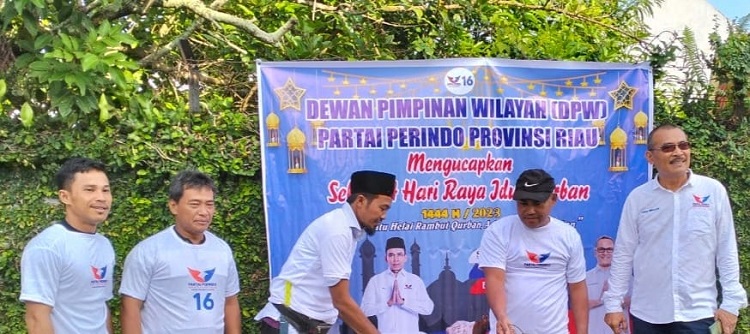 Berkurban,  DPW Partai PERINDO Riau Berbagi Dengan Warga Sekitar Kantor