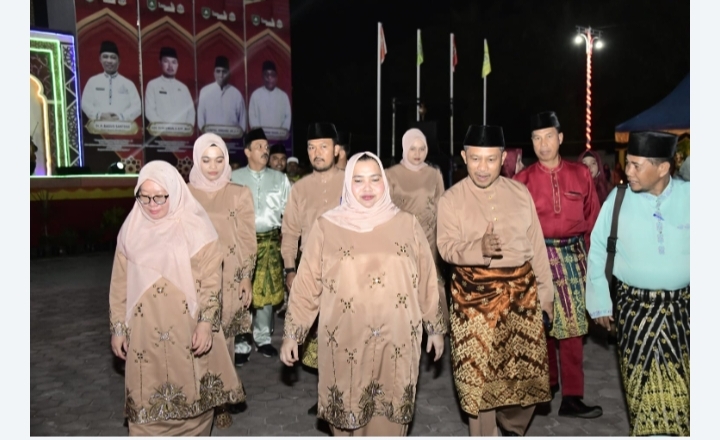 Kasmarni Minta Orangtua Serius Berkomitmen Cetak Generasi Berkarakter