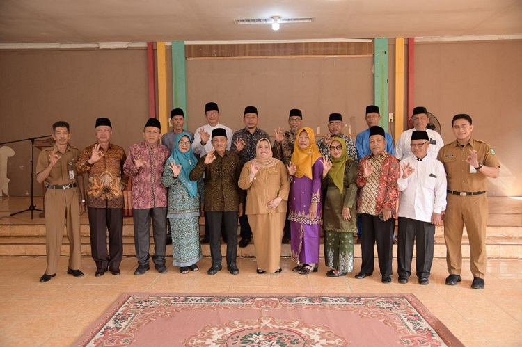 Bupati Kasmarni Lantik Pengurus PWRI Kecamatan Bengkalis