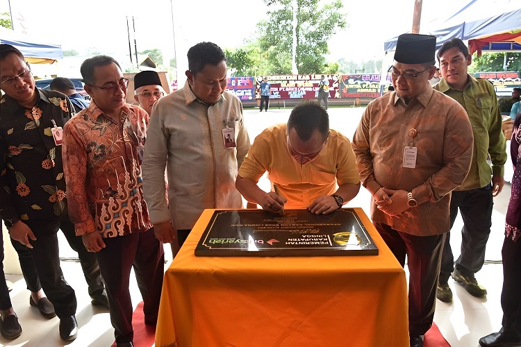 Diapresiasi Bupati M. Nizar, BRK Syariah Lingga Daik Ditingkatkan Jadi Kantor Cabang