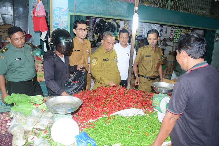 Bupati Bengkalis Pastikan Kesediaan Bahan Pokok dan Kestabilan Harga