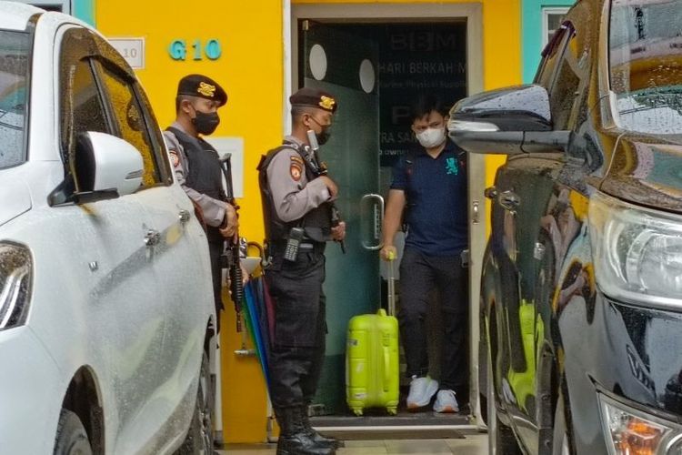 KPK Geledah Rumah Pejabat Bea Cukai Andhi Pramono di Batam Kepri