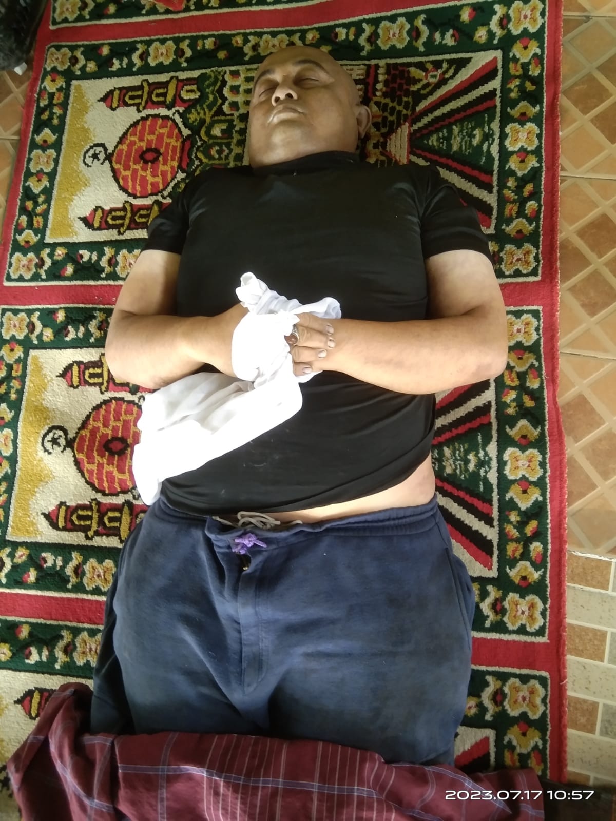 Driver Ojol Temukan Mayat Pria di Toilet Masjid Jalan Kartama Pekanbaru