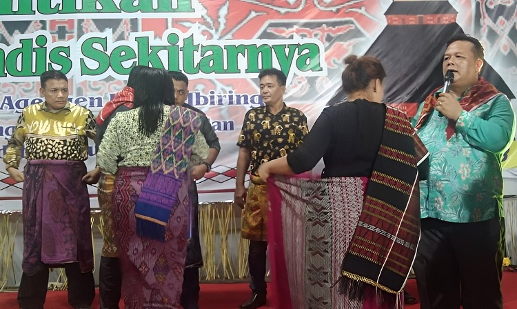 Effendi Sianipar dan H. Syahrul Disambut Histeris Merga Silima