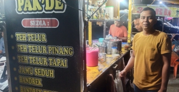 Lemas Karena Cuaca Panas? Yuk Rasakan Dahsyatnya Bandrek Pak'De 