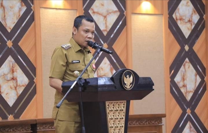 Ada Pungli di Sekolah, Pj Walikota Pekanbaru Ancam Copot Kepsek
