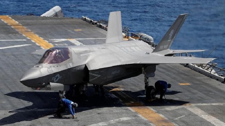 AS Temukan Puing Jet Temput F-35B yang Hilang 2 Hari Lalu
