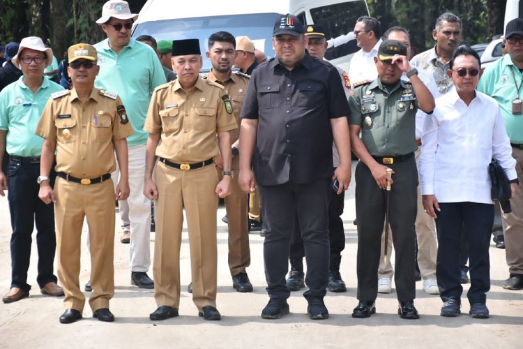 Gapki Memulai Percepatan Peremajaan Sawit Rakyat di Kampar